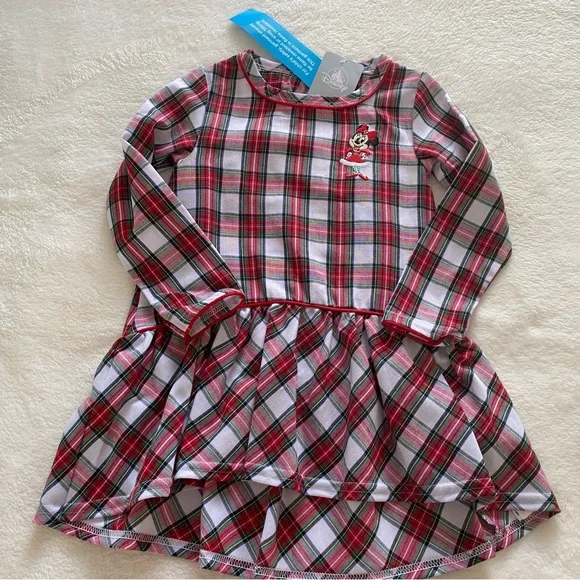 Disney Dresses | Disneys Minnie Mouse Christmas Dress Size 4 Girls | Color: Red/White | Size: 4tg | Shopbytrixie's Closet